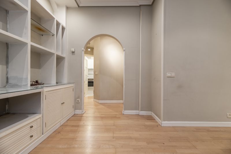 Built In Furniture Service in Charlotte, NC