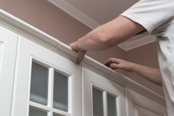 Kitchen Molding Installation